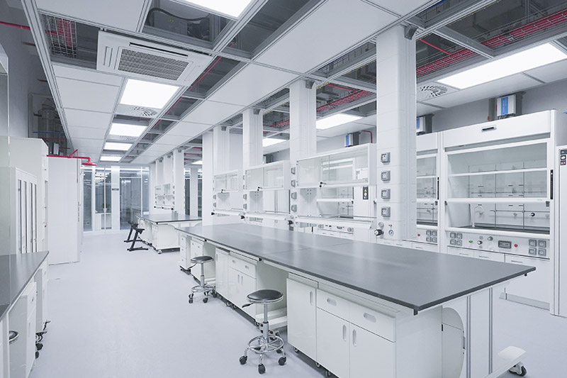 利川实验室革新：安全与科技的现代融合
